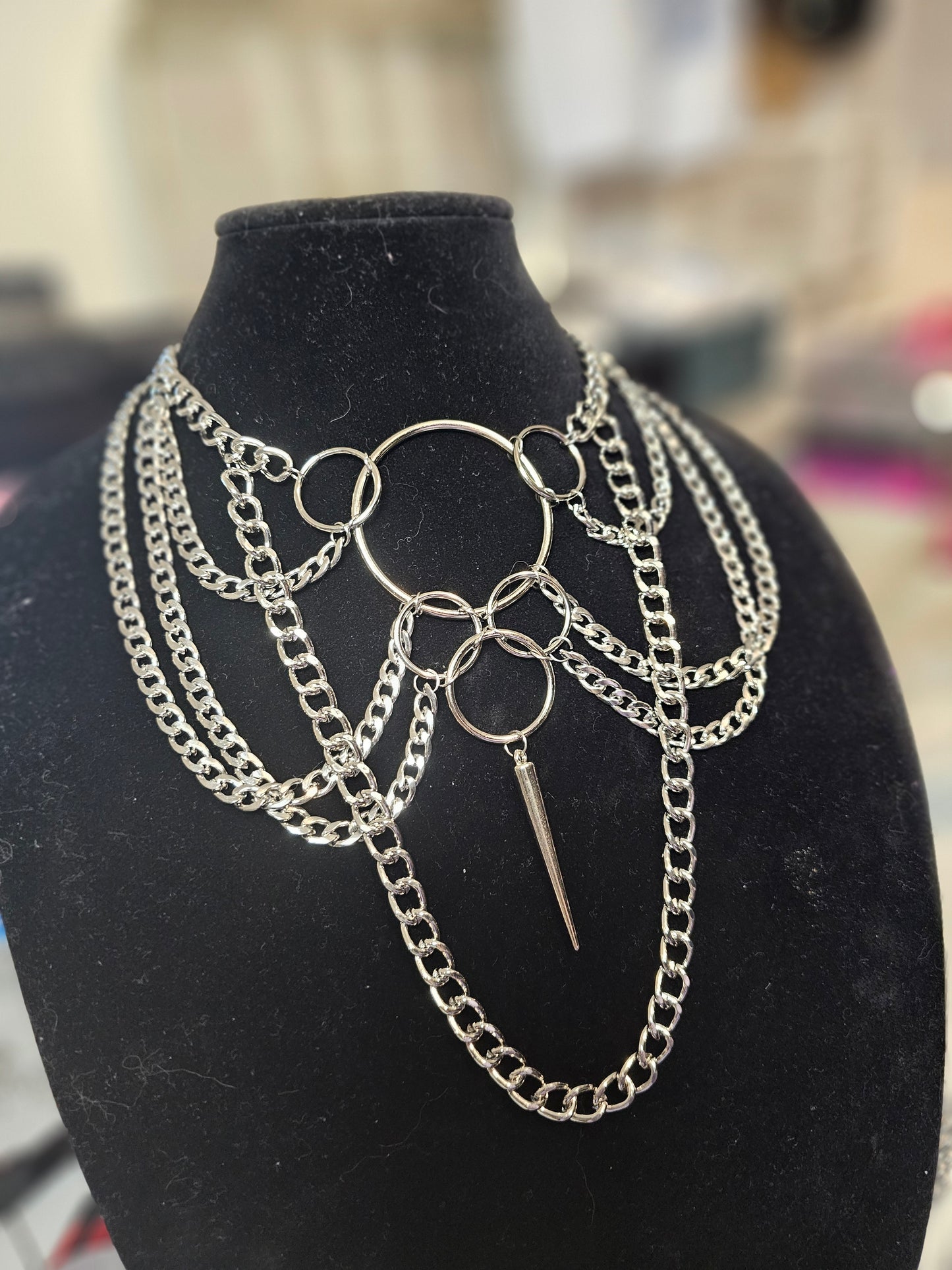 O Ring Spike Chain Choker