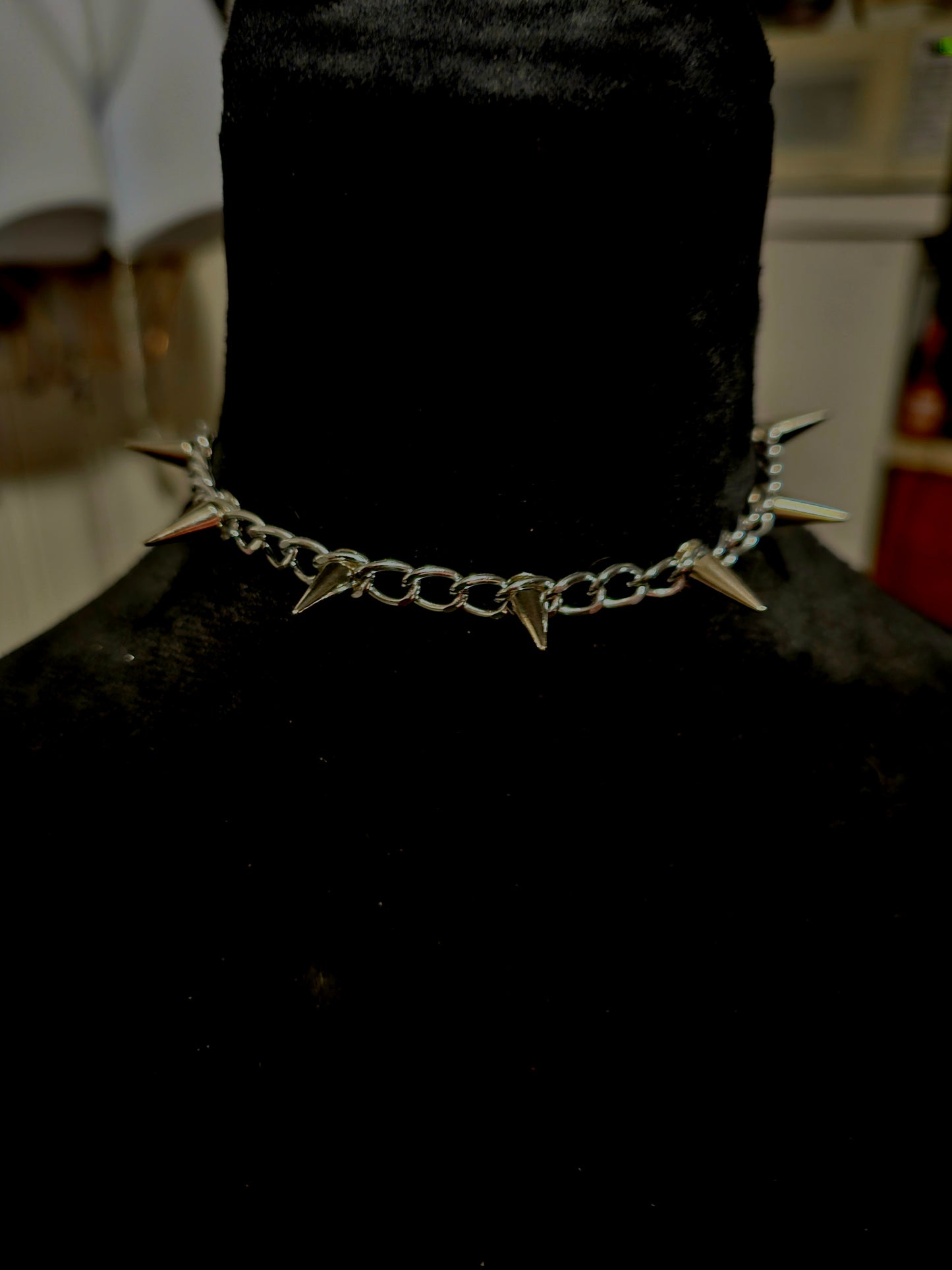 Medium Spike Collar