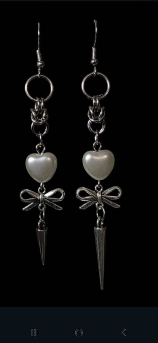 Bow pearl earrings