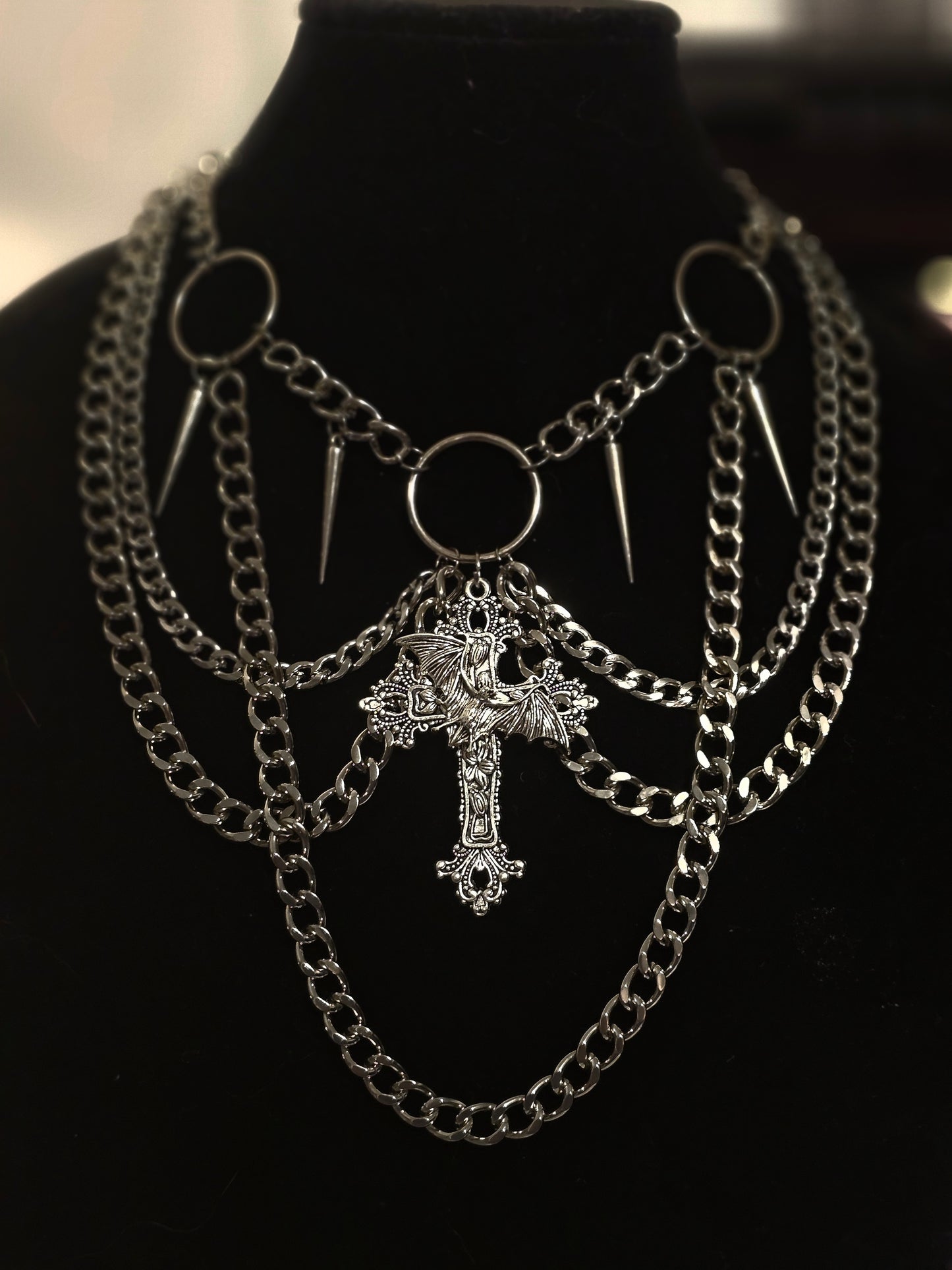 Bat Cross Choker