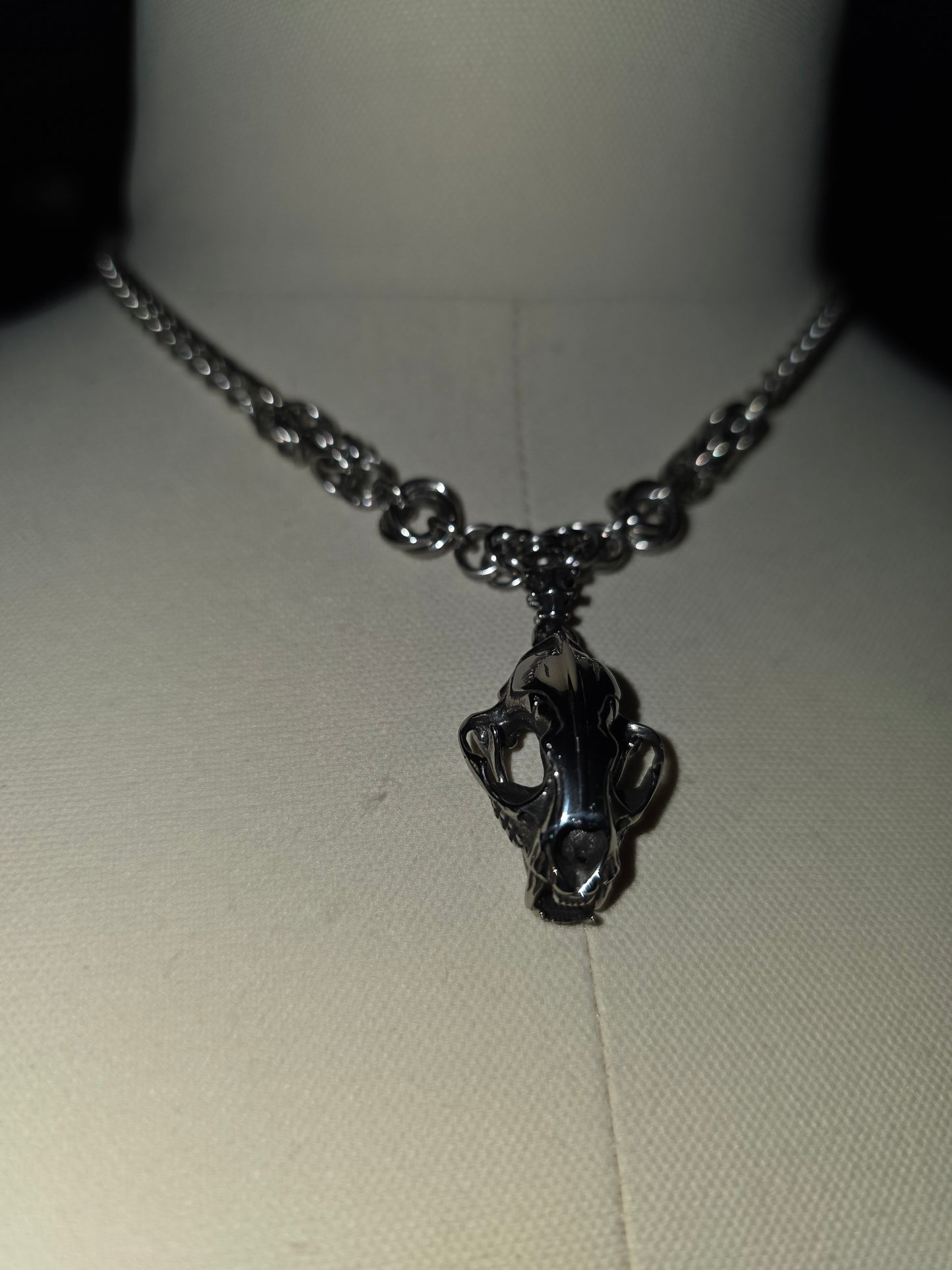 Chainmail Skull Pendant