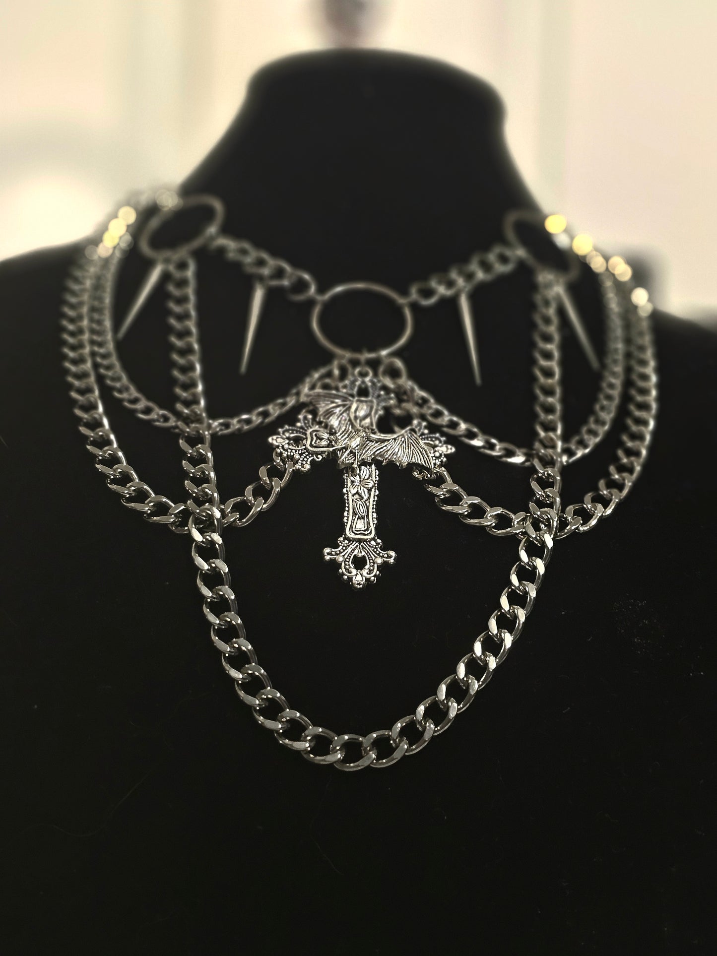 Bat Cross Choker