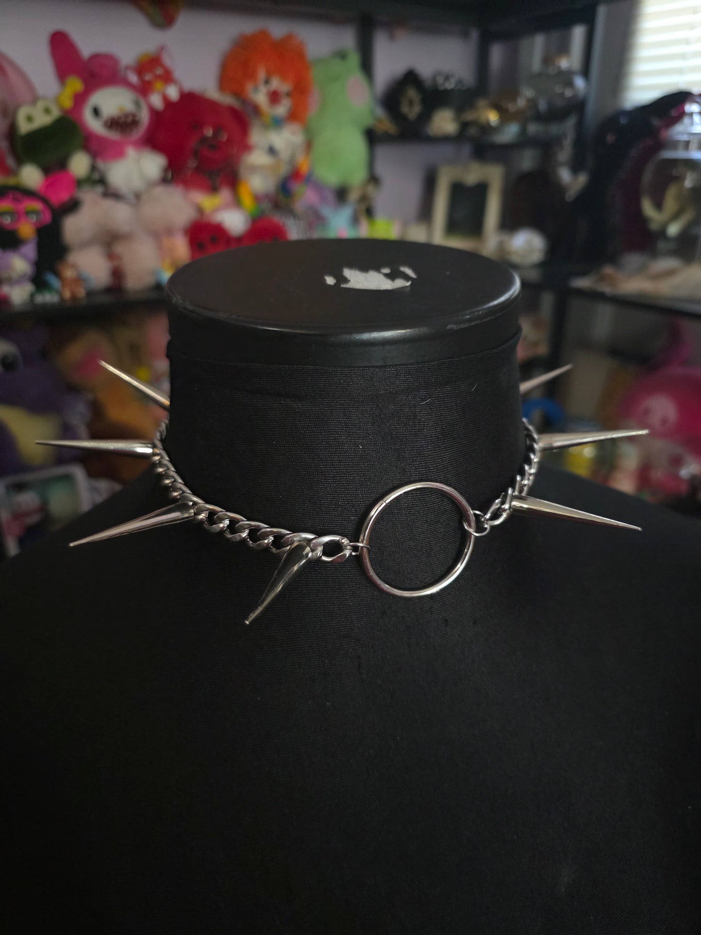 XL Spike O Ring Choker