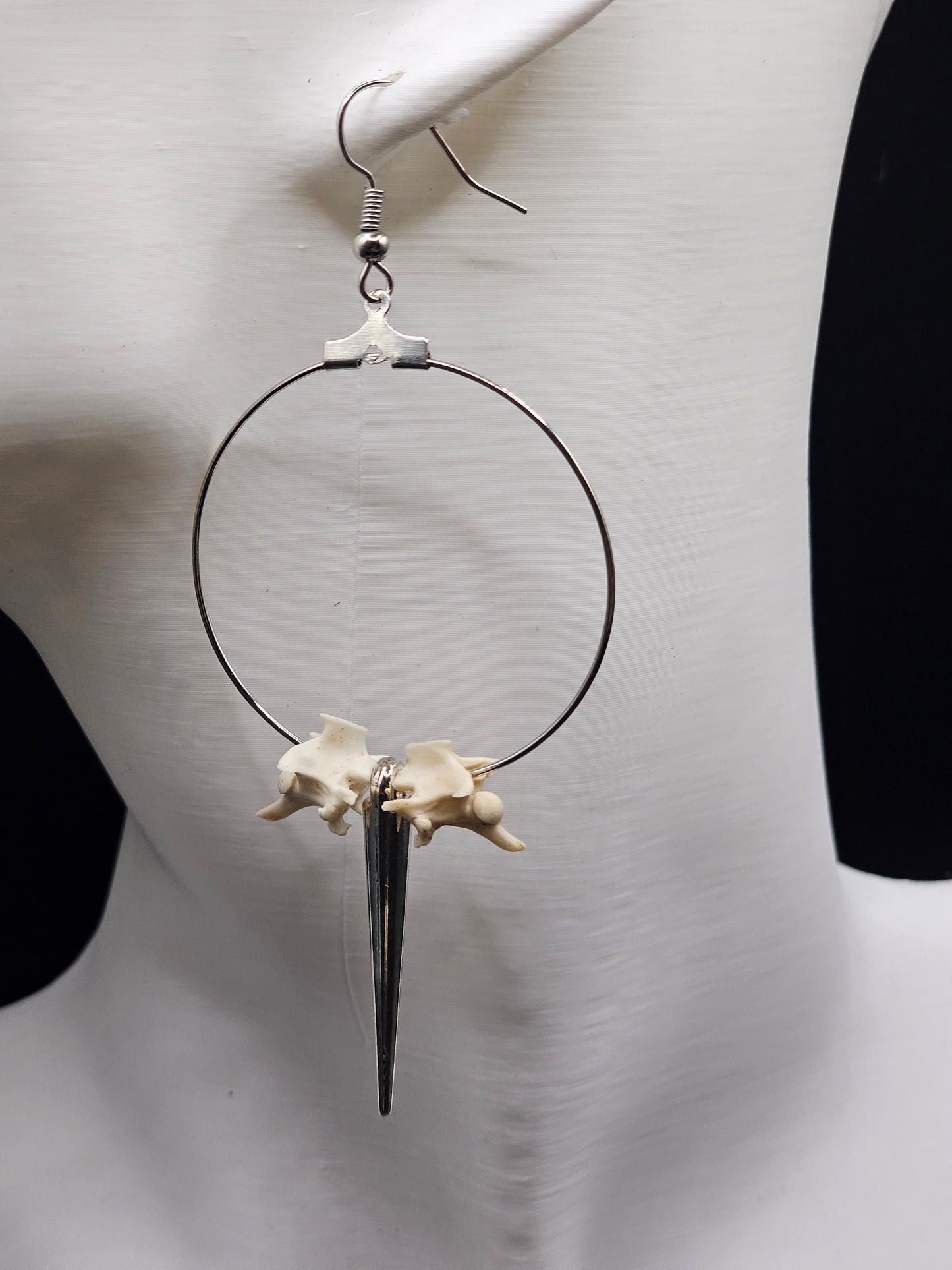 Single Spike Bone Hoop