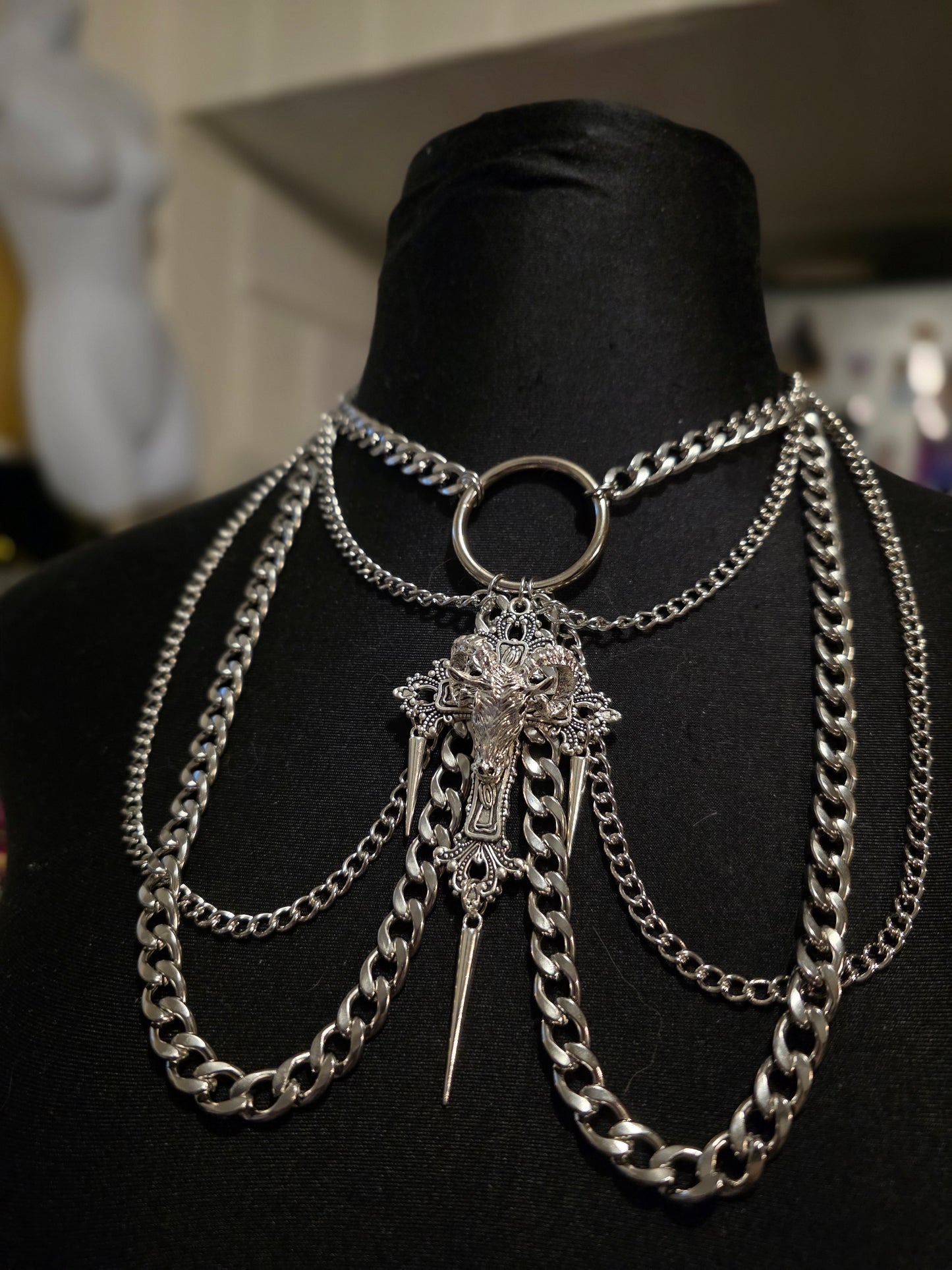 Devil's Spike Choker