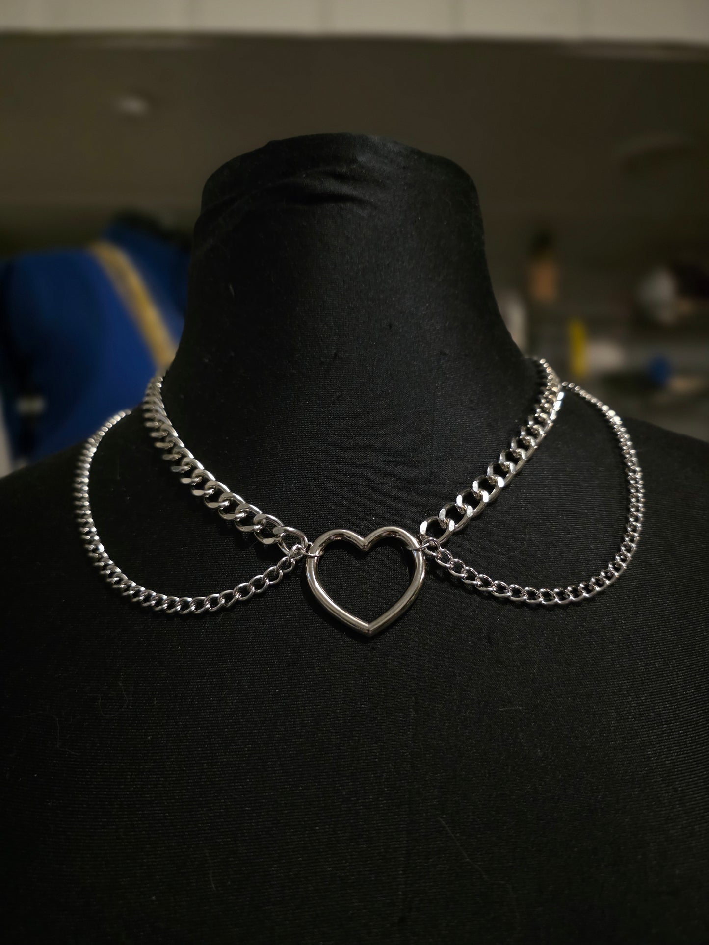 Simple Heart Chain Choker
